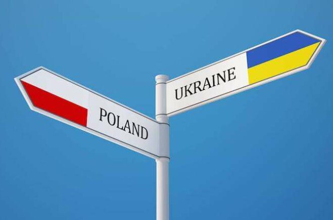 Скільки українців працює у Польщі? Уряд повідомляє останні дані